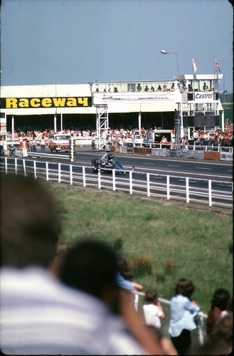 {short description of image}