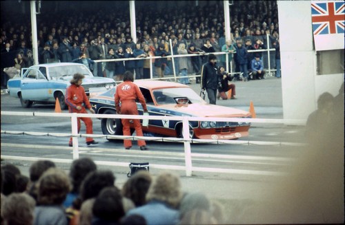 {short description of image}