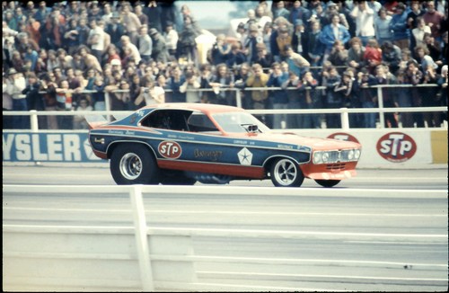 {short description of image}