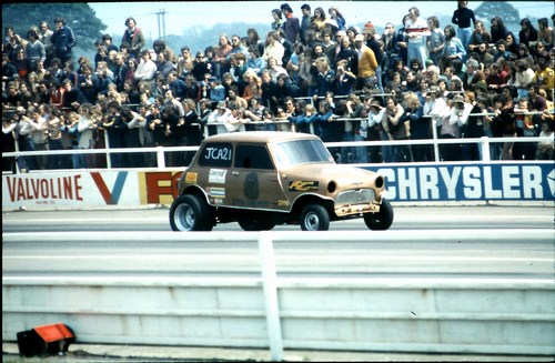 {short description of image}