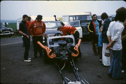 {short description of image}